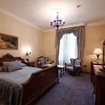Grand London Hotel