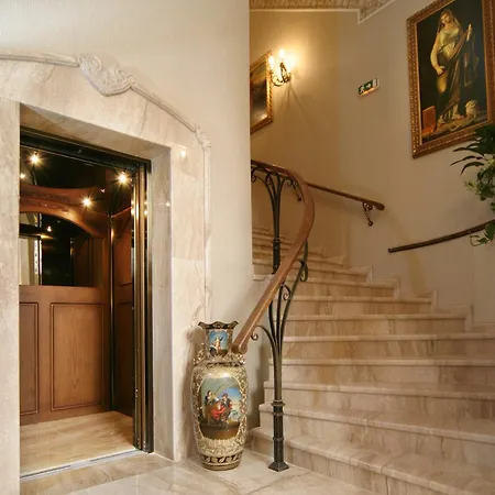 Grand London 5*