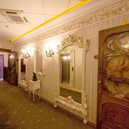 호텔 그랜드 런던 바르나