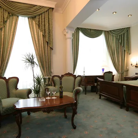 Hotel Grand London 5*