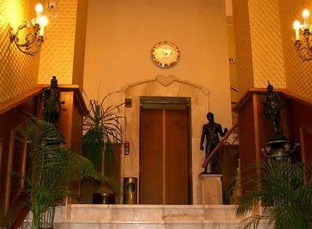 호텔 그랜드 런던