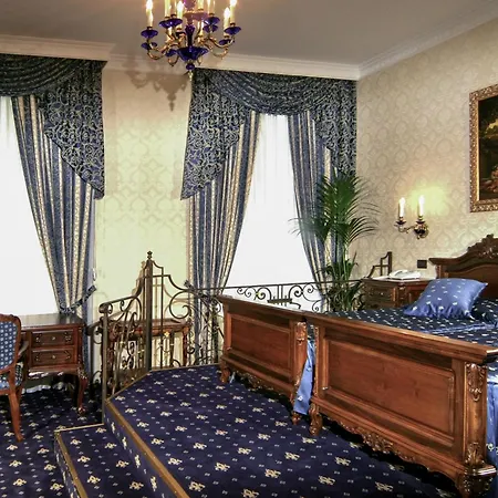 Grand London Hotel