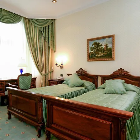 Grand London 5*