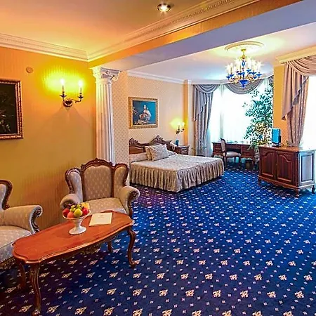 Grand London