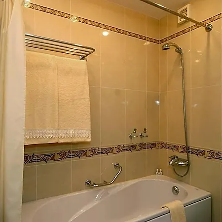 Hotel Grand London 5*