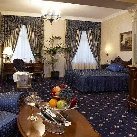 Hotel Grand London 5*