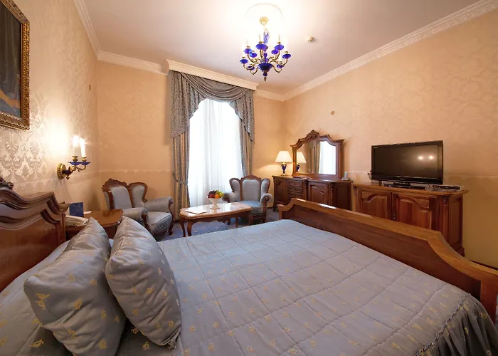 Grand London Hotel 5*